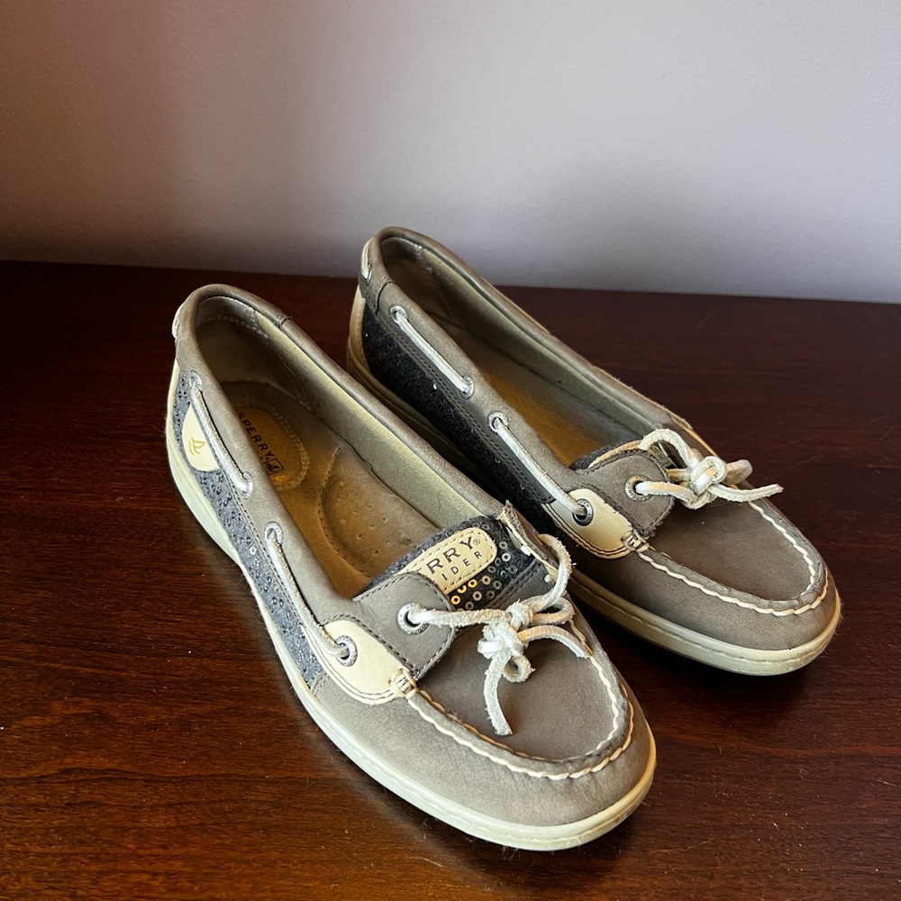 Women’s Sperry‎ Boat Shoes, size 7